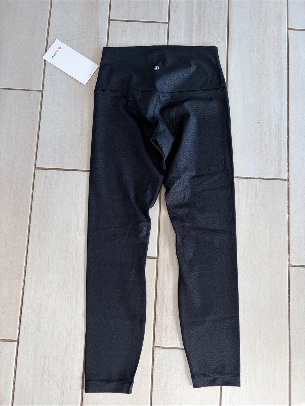 Lululemon Align High-Rise Pant 25"
Ripple Emboss Black NWT - Picture 7 of 9